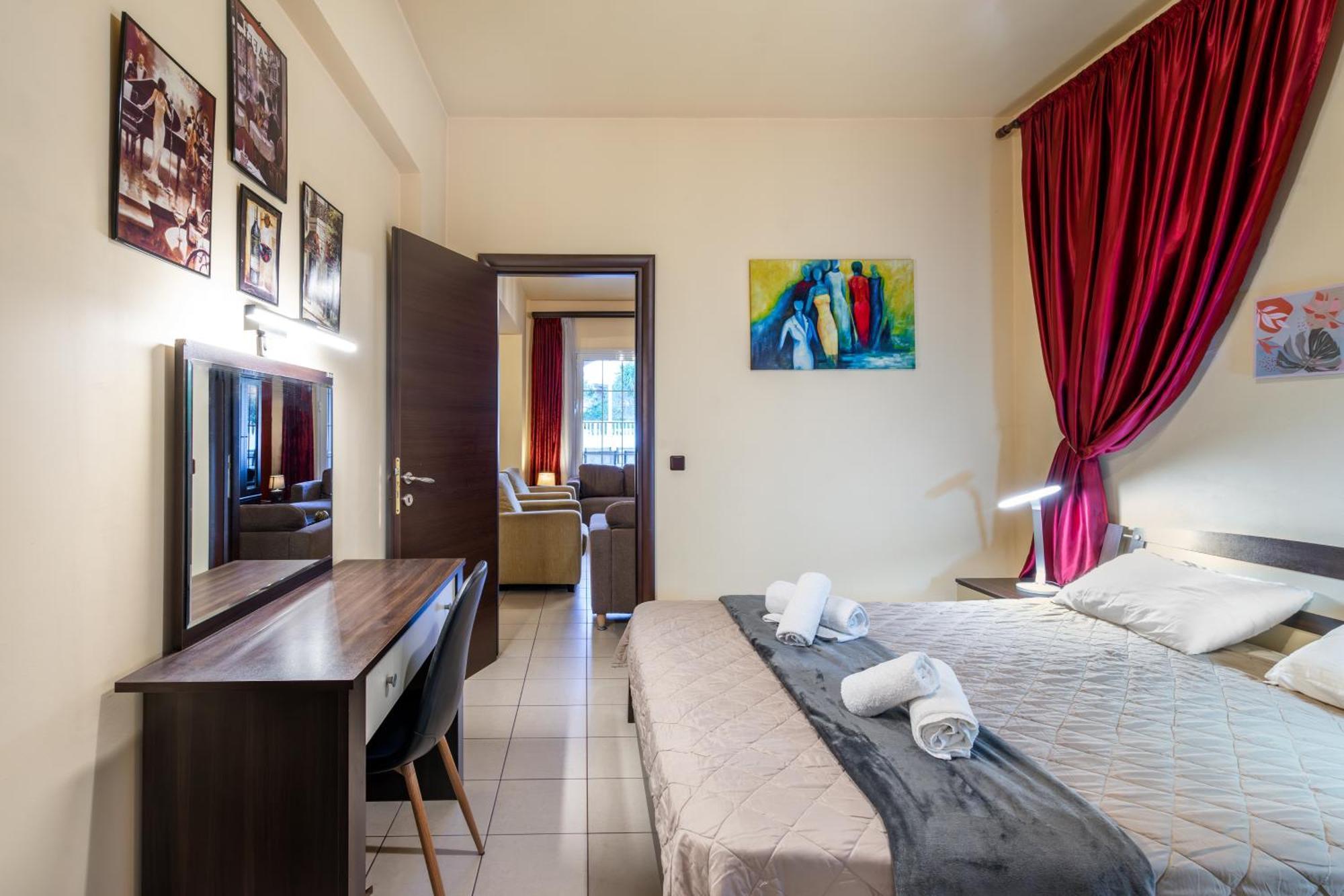 Colonial Family Apartment #4 Ground Floor Фалираки Екстериор снимка
